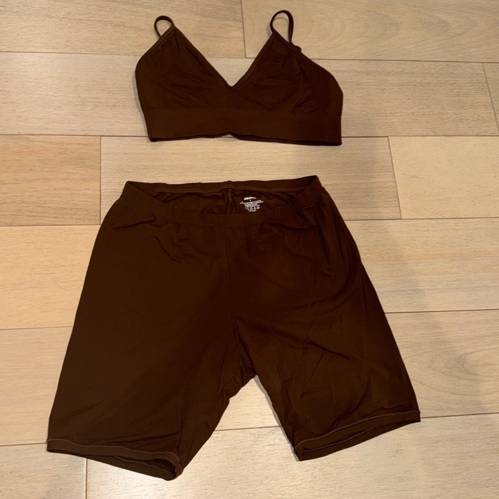 Skims Short Set